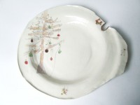 http://www.francesleeceramics.com/files/gimgs/th-4_large round platter- Christmas series.jpg